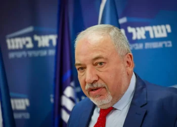 Liberman ataca a Netanyahu: “Incapaz de liderar a Israel”