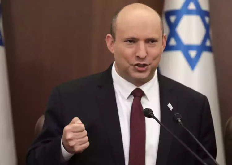 El primer ministro de Israel advierte a Irán contra ataques a israelíes