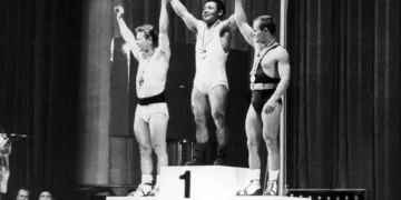 El campeón judío de peso pluma y medallista olímpico Isaac “Ike” Berger ha muerto a los 85 años