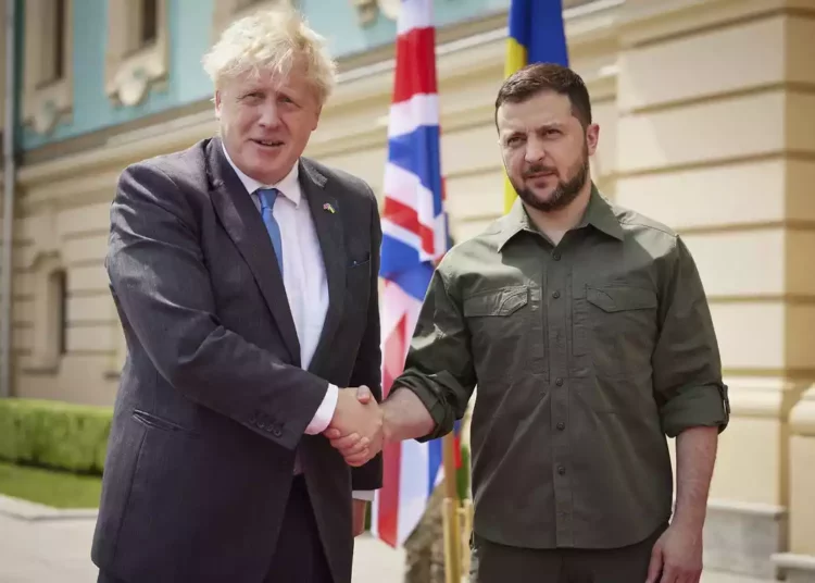 Boris Johnson visita a Kiev por segunda vez y promete entrenar a miles de soldados ucranianos