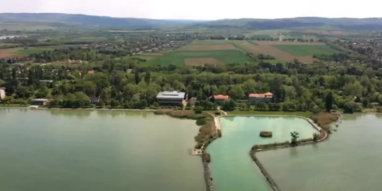 Se inaugura una aldea para refugiados judíos ucranianos en Hungría