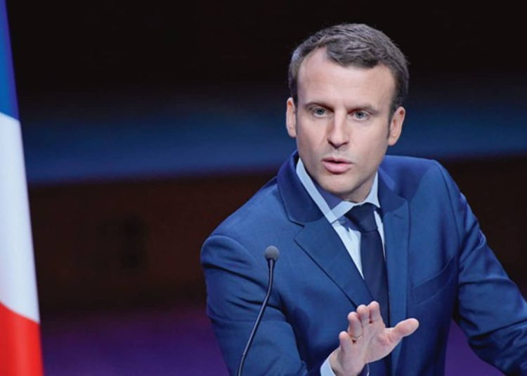 Macron En Alg N Momento Zelensky Tendr Que Negociar La Paz Con Rusia