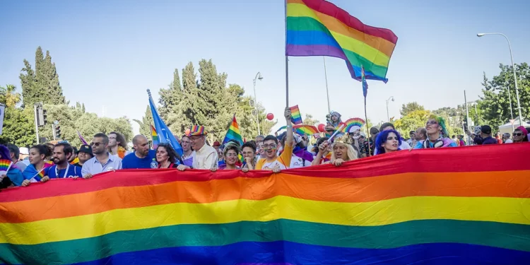 7.000 personas participan en el 20.º Desfile del Orgullo en Jerusalén