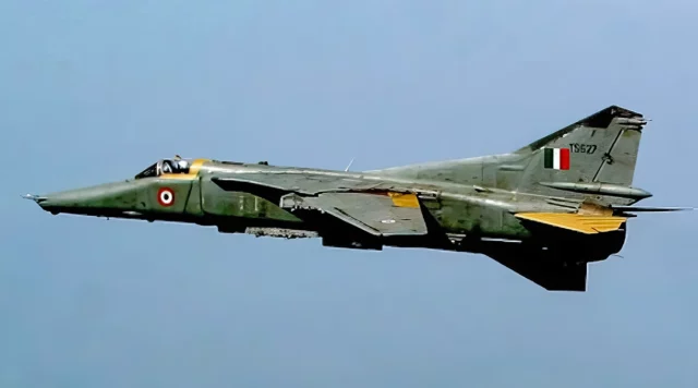 Conozca el MiG-27: Su cañón era tan potente que hacía temblar al avión