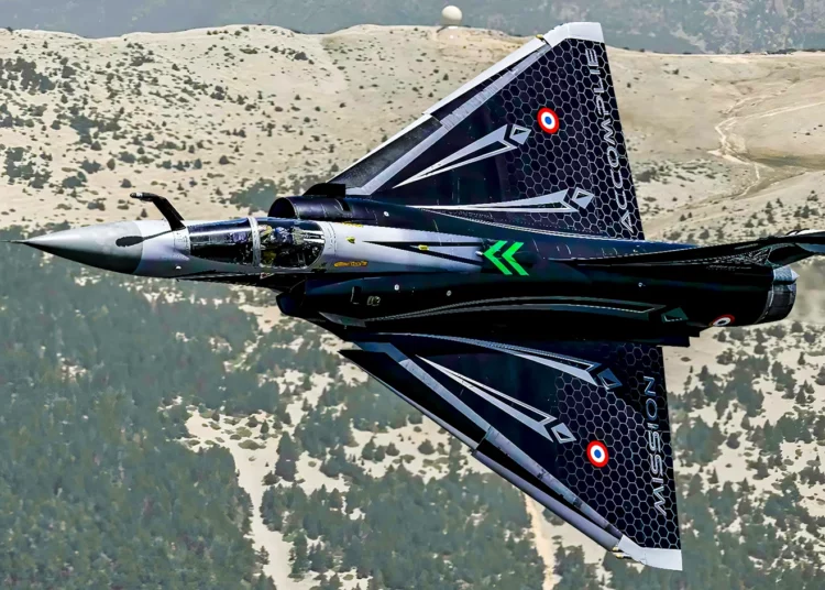 Francia se despide de su clásico caza Mirage 2000C