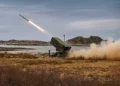 EE.UU. proporcionará a Ucrania un sistema de defensa aérea y apoyo de artillería