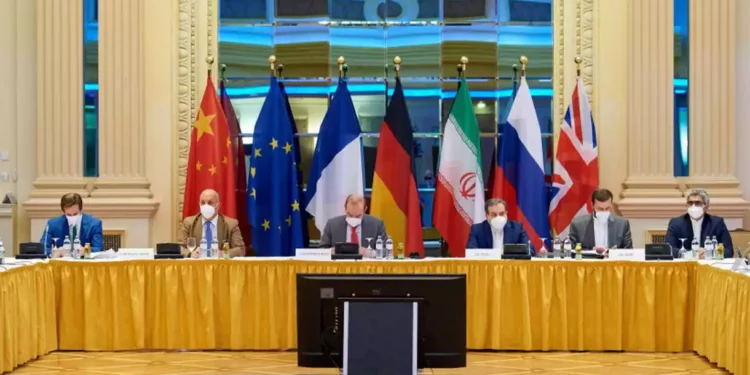 Estados Unidos, Reino Unido, Francia y Alemania presentan una moción de censura a Irán ante el organismo de control nuclear de la ONU