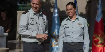 Las FDI nombran por primera vez a una mujer para comandar una brigada