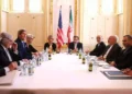 Los negociadores de EE.UU. e Irán llegan a Qatar para reanudar las conversaciones nucleares