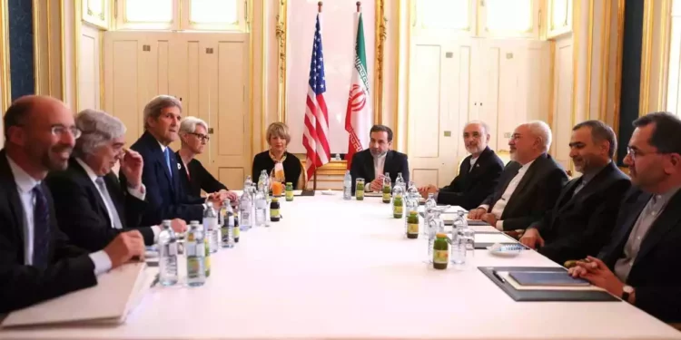 Los negociadores de EE.UU. e Irán llegan a Qatar para reanudar las conversaciones nucleares