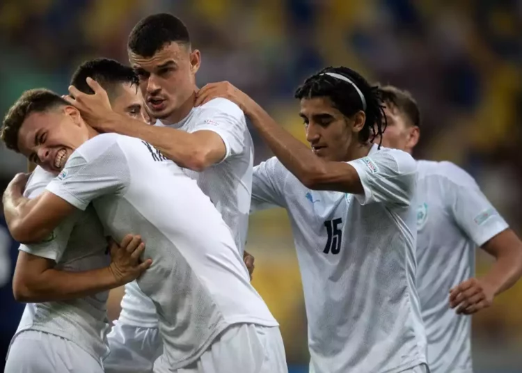 La selección israelí de fútbol juvenil vence a Francia y llega a su primera final europea