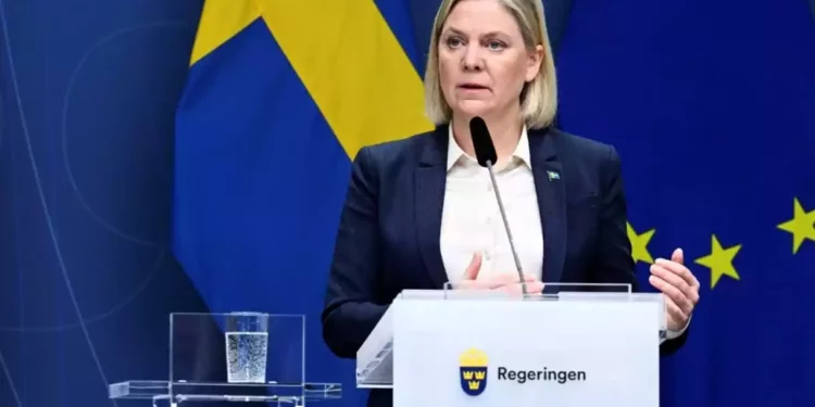 Suecia duplica su compromiso financiero y militar con Ucrania