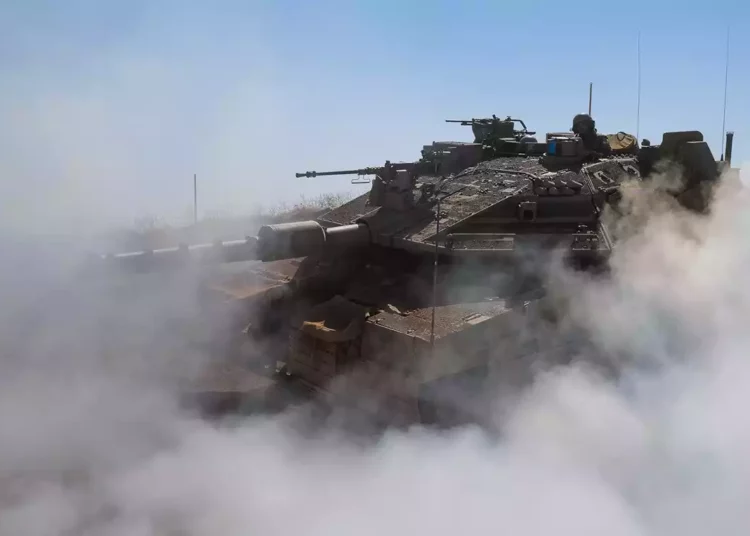 Tanques israelíes destruyen un puesto del ejército sirio en la zona desmilitarizada del Golán