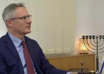El embajador israelí en Ucrania responde a las críticas de Zelensky
