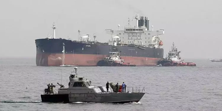 Estados Unidos sanciona a los productores de petróleo y gas de Irán