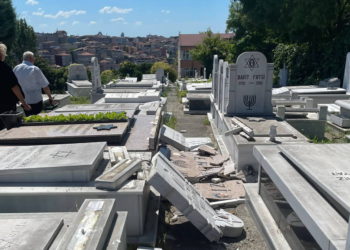 Vandalizan un cementerio judío de 600 años en Turquía