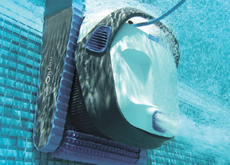 Maytronics de Israel compra la empresa estadounidense de accesorios para piscinas Backyard
