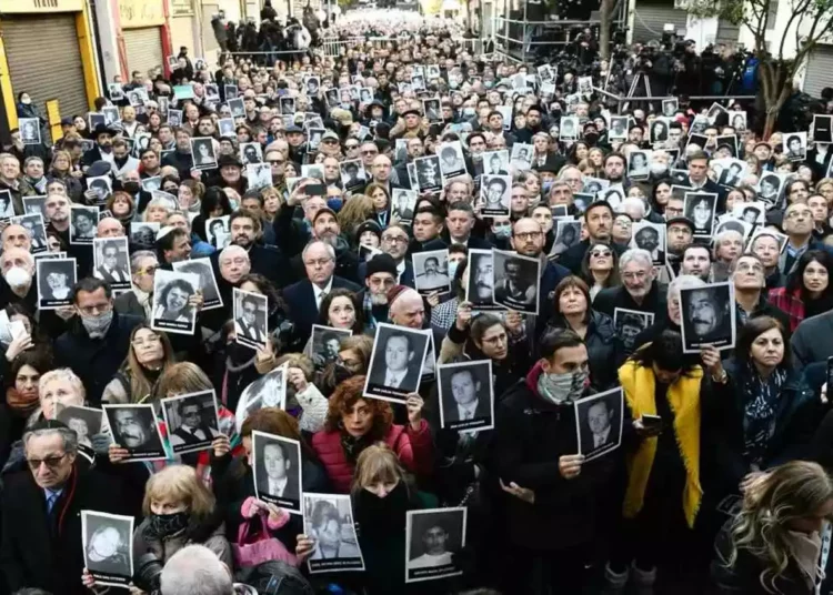Argentina y Bulgaria conmemoran a los judíos asesinados en atentados terroristas