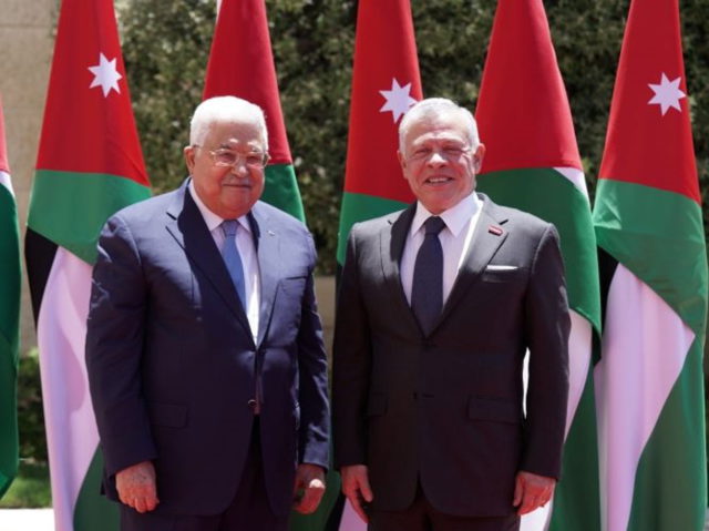 El rey de Jordania protesta por los ataques de milicias apoyadas por Irán en la frontera con Siria