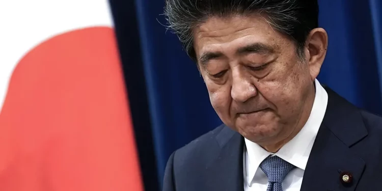 El ex primer ministro japonés Shinzo Abe muere a causa de las heridas recibidas tras el disparo