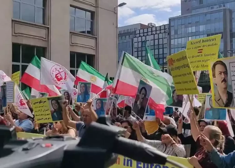Parlamento belga aprueba tratado de intercambio de prisioneros con Irán