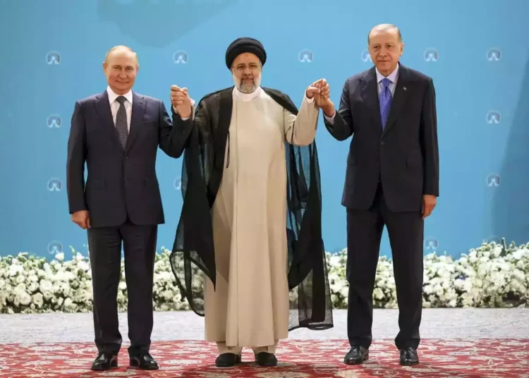 Irán, Rusia y Turquía se comprometen a seguir cooperando con Siria