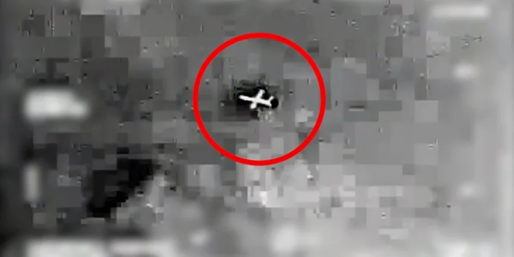 Las FDI derriban 3 drones de Hezbolá que se dirigían al campo de gas de Karish