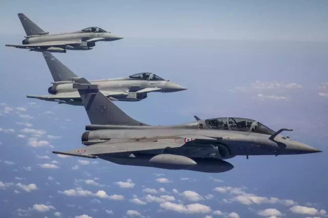 Rafale vs Eurofighter Typhoon sobre el Mediterráneo: ¿Qué caza se impondrá?