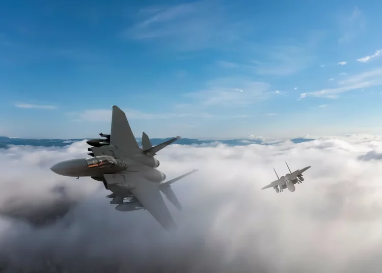 El F-15 Eagle celebra 50 años de dominio aéreo invicto