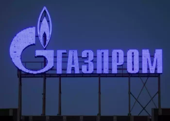 Gazprom de Rusia firma millonario acuerdo para suministrar gas a Irán