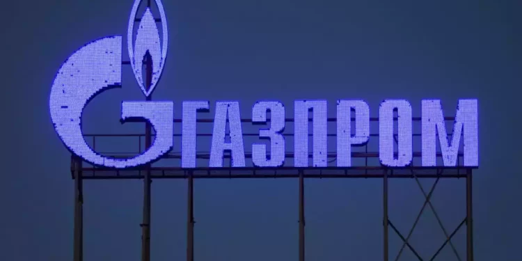 Gazprom de Rusia firma millonario acuerdo para suministrar gas a Irán