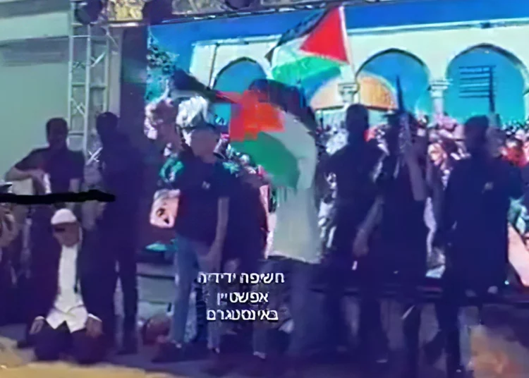 Estudiantes palestinos “ejecutan” a judíos en una obra de teatro
