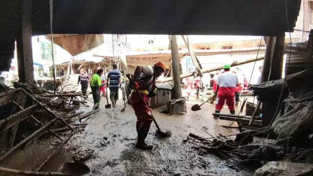 Inundaciones repentinas y deslizamientos de tierra en Irán dejan al menos 6 muertos