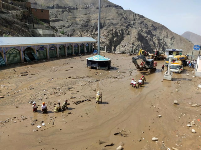 Inundaciones repentinas y deslizamientos de tierra en Irán dejan al menos 6 muertos