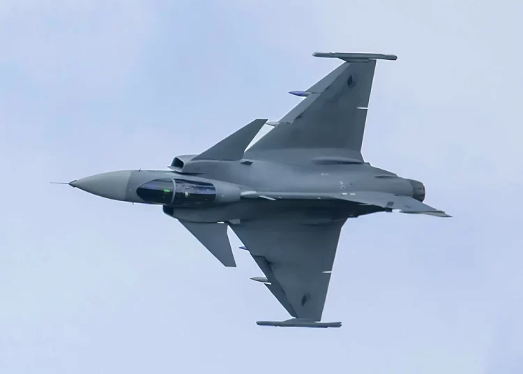 El JAS 39 Gripen es ahora un avión de guerra de la OTAN