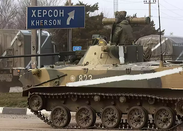 Rusia y Ucrania se preparan para un enfrentamiento en Kherson