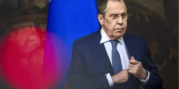 Lavrov: El objetivo de Rusia es derrocar al gobierno ucraniano de Zelenski