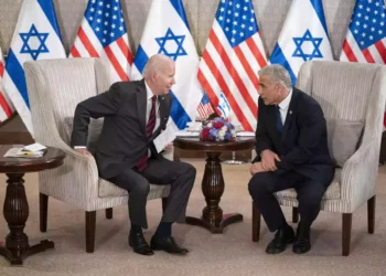 Lapid promete que no habrá un Irán nuclear tras reunirse con Biden