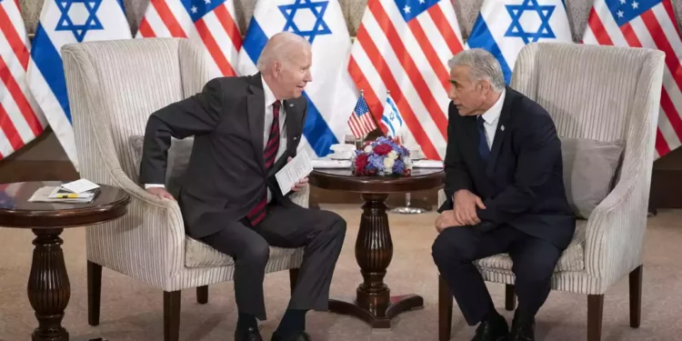 Lapid promete que no habrá un Irán nuclear tras reunirse con Biden