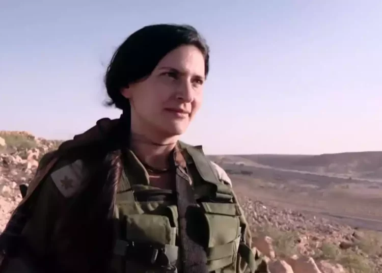 Las FDI nombran a la primera mujer oficial que dirige un batallón de infantería ligera