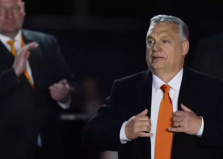 Sobrevivientes del Holocausto de Hungría critican al primer ministro Viktor Orban por racista