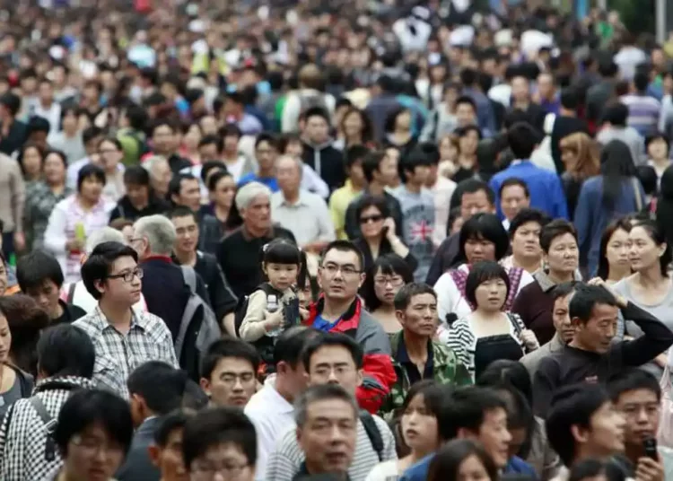ONU: La población mundial llegará a los 8 000 millones en noviembre