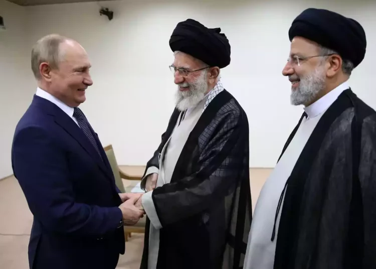 Estados Unidos advierte que Irán corre el riesgo de depender de Rusia tras recibir a Putin