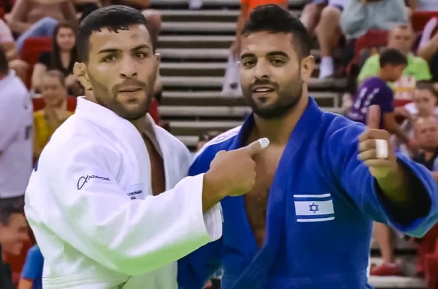 Judoka israelí Muki pierde ante el desertor iraní y amigo Mollaei en su primer enfrentamiento