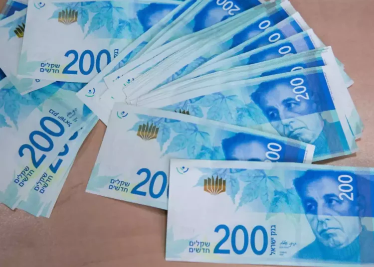 Israel prohíbe el uso de efectivo para compras superiores a 6.000 shekels