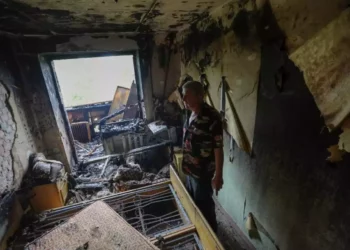 Asciende a 24 el número de muertos por el ataque con cohetes rusos a un bloque de viviendas