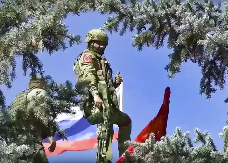 Rusia declara la victoria en la región de Luhansk en Donbás mientras las fuerzas ucranianas se retiran