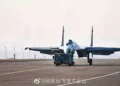 Imagen revela el avión de combate chino con tecnología de catapulta: el J-15T