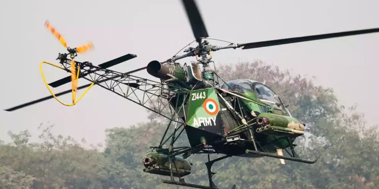 La India crea su primer escuadrón de Helicópteros de Combate Ligeros