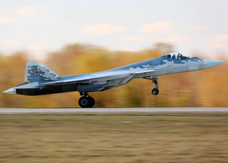 Rusia trabaja en una suite de comunicaciones actualizada para sus cazas Su-57